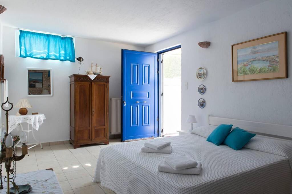 Palmaya Villa, Unique Seafront Experience Vagia  Buitenkant foto